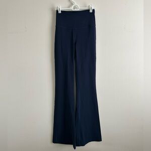 Lululemon Groove Super-High-Rise Flared Pant Nulu